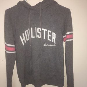 HOLLISTER WOMENS SWEATSHIRT